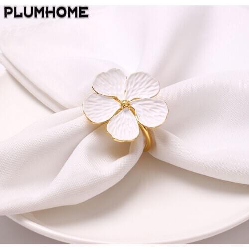 1pcs New Wedding Plum Napkin Holder flower Napkin Rings for Banquet Dinner Party Birthdays Family Gatherings Table Decor