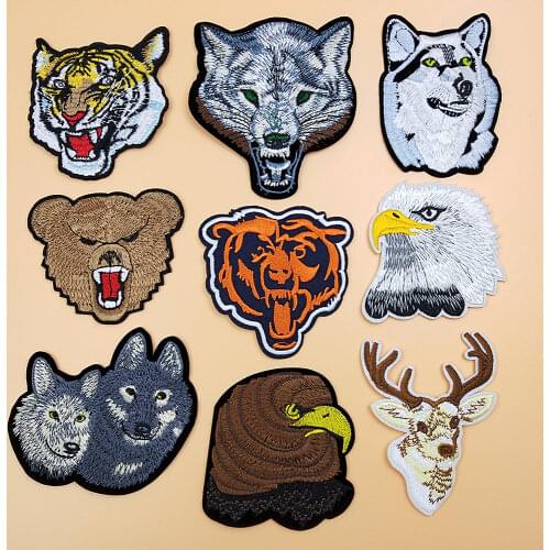 Fashion Animals Embroidery Patches Iron On Patch Stickers For Clothes DIY Jacket Backpack Classic Appliques Dogs Wolf Bear