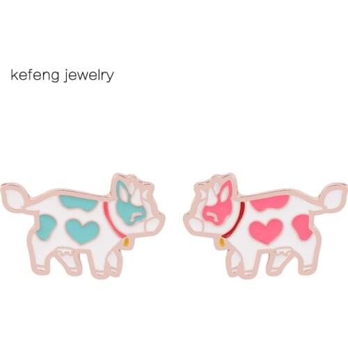 White Pink Heart Cow Broche Sky Blue Enamel Pin Jewelry 2020 Kids Brooch Christmas Gift Animal Cow Brooches and Pins Boys Girls