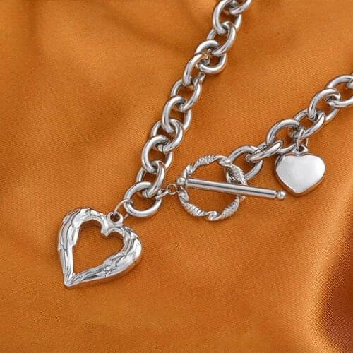 Heart Shaped Sweater Necklace Fashionable Clavicle Chain Personal Pendant Retro Necklace Female Valentines Day Gift