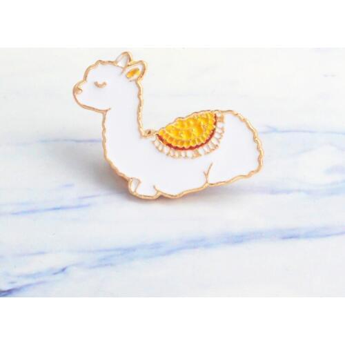 MINGQI Baby Llama enamel pin Cute animal badge brooches Gift Cartoon icons shirt coat dress Button Pin Gift fashion jewelry
