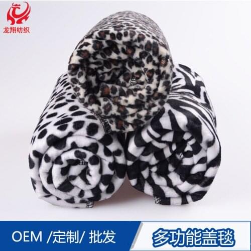 New Coral Fleece Thermal Blanket Black and White Spots Childrens Blanket 70*70