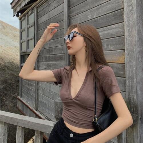 Hot European and American wind coat female summer sexy low-cut v Neck with short sleeve tight thin pink short t-shirt