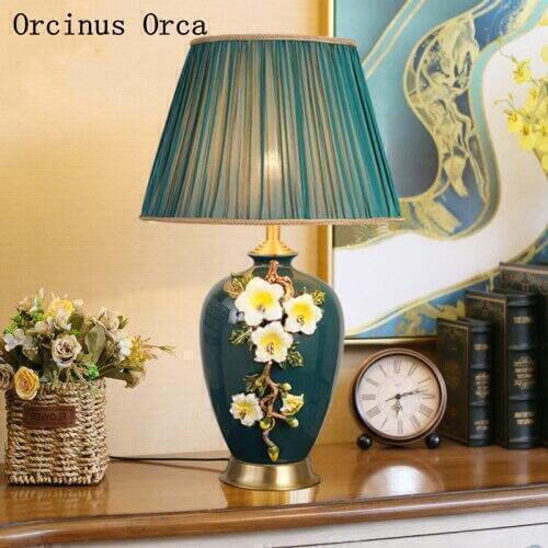 Light luxury enamel color desk lamp living room study bedroom bedside lamp European emerald green ceramic desk lamp