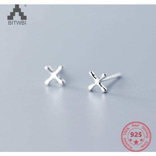 2020 Hot New 925 Sterling Silver Studs Earings Womens Earrings Simplicity Fashion Luxury Cross Glossy Holiday Gift Jewelry