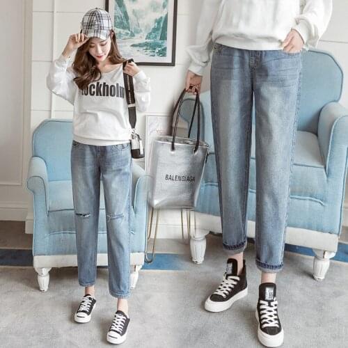 Pregnant Womens Pants Autumn Thin Section 2021 New Spring Straight Womens Nine-Point Loose Outer Wear Autumn Trendy Mom Jeans