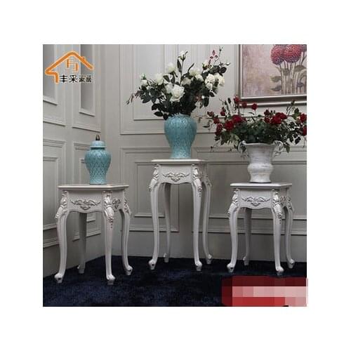 Multilayer composite. The solid wood flower. A sitting room be born of carve patterns or designs on woodwork. Flowerpot shelf