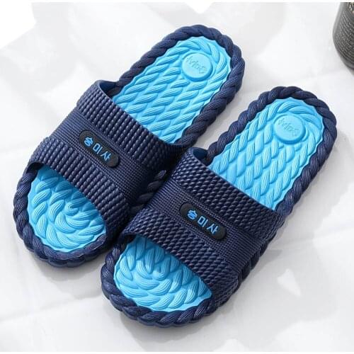 New Couple Sandals Slippers Indoor Outdoor Plastic Sleepers Slippers Home Men Women Bathroom Bath Non-slip Home Summer Slippers