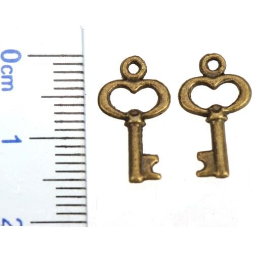 150pcs Wholesales Charms Pendants Keys Metal Heart Small Ancient Bronze Plated DIY Jewelry Components 15x8mm Fashion Berloques