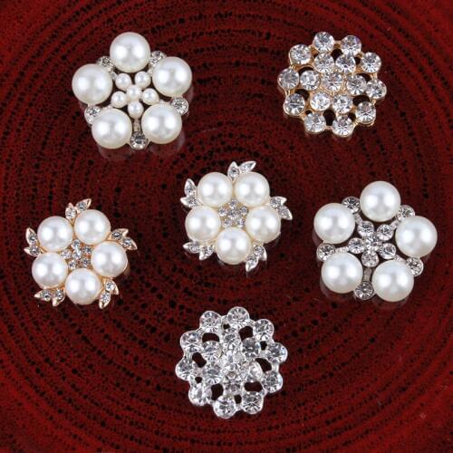 120PCS Bling Metal Rhinestone Pearl Buttons for Flower Center Decorative Flatback Crystal Flower Beads for Hair Accessories