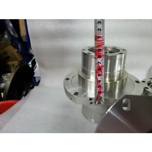 Reducer CSG-25-80 input hole 11mm , used in good condition . 80% appearance new , good working , free shipping