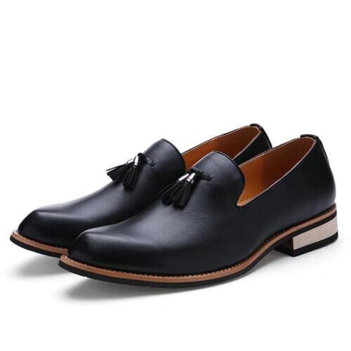 Men Dress Tassel Loafers Leather Business Suit Shoes Pointed Toe Formal Oxfords Wedding Shoe Moccasins For Men da051
