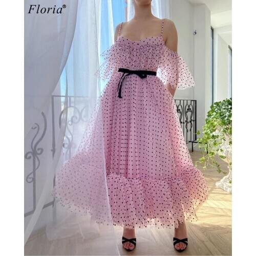 Kaftans Couture Pink Celebrity Dresses 2020 Spaghetti Sweet Red Carpet Runaway Dresses Women Fashion Show Dresses Evening Wear