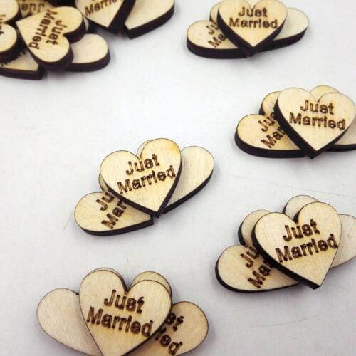 50PCS/lot letter Just Married printed love Heart Shaped Wooden Charms buckle wooden props ornaments wedding decoration for gift