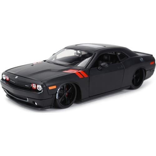 Maisto 1:24 2008 Dodge Challenger Sports Car Static Die Cast Vehicles Collectible Model Car Toys