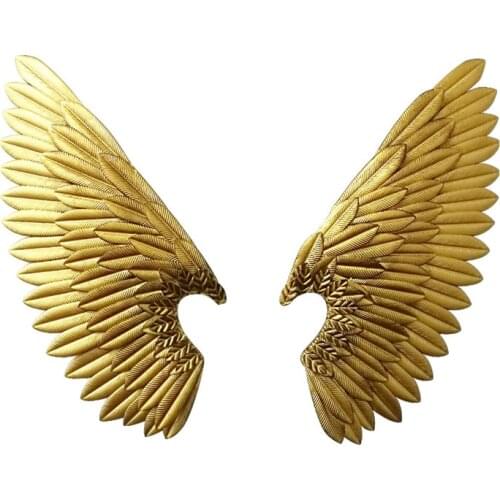 Creative Abstract Loft Wing Wall Sculpture Decoration Figurine Decorative Metal Statue TV Background Xmas Gift