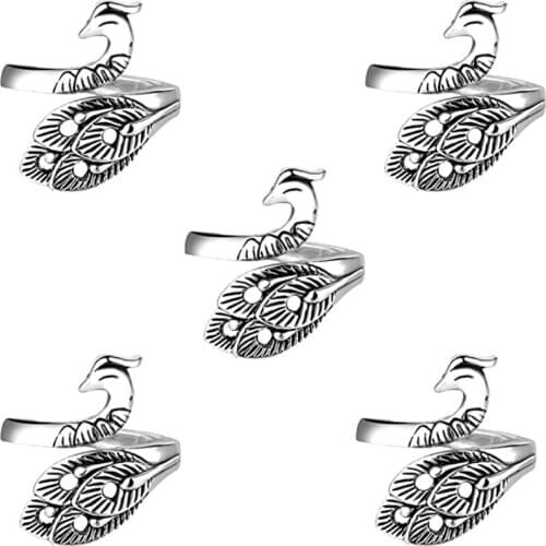 5PCS Adjustable Knitting Crochet Loop Ring Yarn Guide Finger Holder Knitting Thimble Braided Open Ring for Faster Knitting