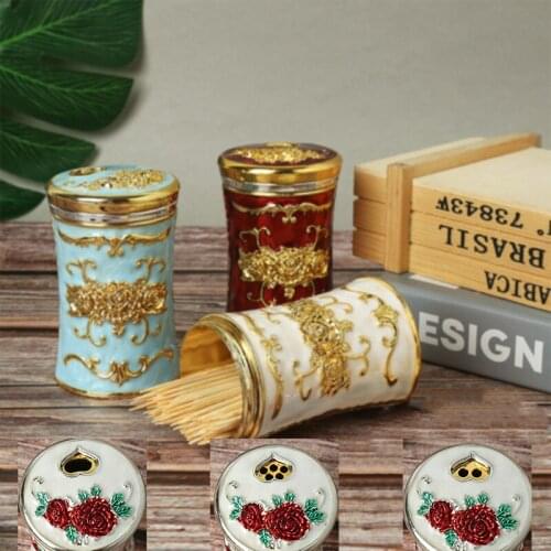 New type toothpick box portable practical and durable toothpick storage box restaurant kitchen toothpick dispenser2021