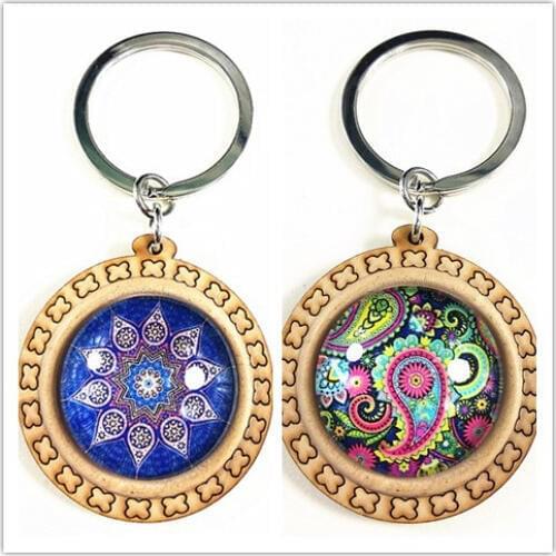 1pcs Bandanna Paisley Keychain Mandala Flower Vintage Key buckle Wood Tray base Buddhist cultural for men women party gift