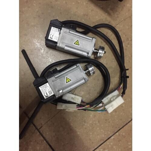 MSMD012S1T servo motor , used in good condition . 80% appearance new , good working , free shipping