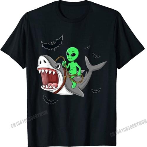 Halloween Alien Riding Shark Funny Boys Women T-Shirt Camisas Men Tops & Tees Plain Family Cotton Mens Top T-Shirts Group