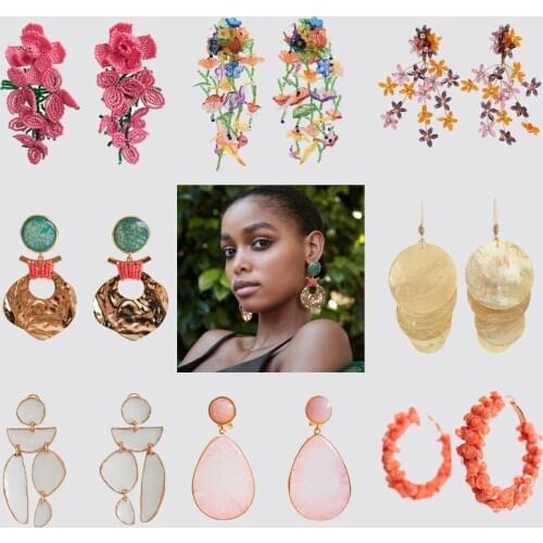 Dvacaman 2020 New Vintage Beaded Feldspar Drop Earrings for Women Boho Handmade Flower Rose Beads Tassel Earrings Dangle Jewelry