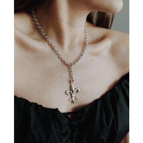 GULCE DERELI, LILY CHARM CHAIN NECKLACE, CHAIN NECKLACES, CHARM NECKLACES, GIFT BOX, GOLD/SILVER PLATED
