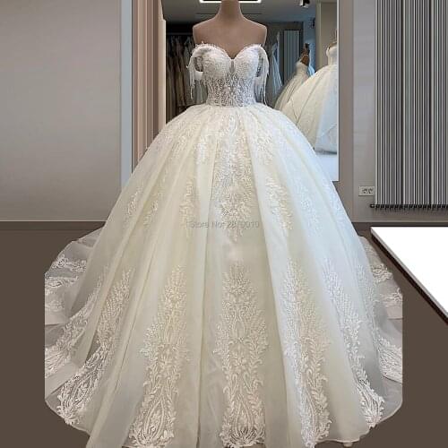 Hot Sale Boat Neck Ivory Wedding Dress Off The Shoulder Ball Gown Beaded Floor-Length Bridal Gown Haute Couture Wedding Dress