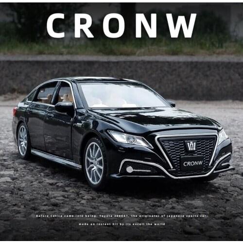 1:32 Toyota Crown Alloy Car Model Diecasts & Toy Metal Car Model Simulation Sound Light Six Open Door Collection Childrens Gift