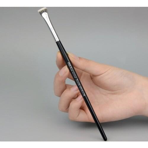 Fan Shaped Eyebrow Brush Beauty Tool Makeup Brush Brow Contour Brush High Quality Eyebrow Eyeliner Brush