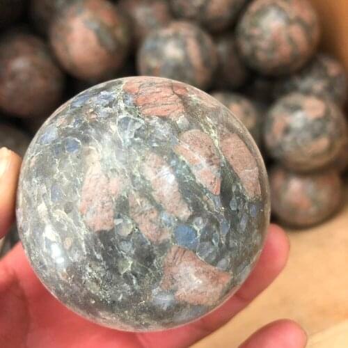1pcs Natural serum stone quartz ball beautiful crystal ball as a gift