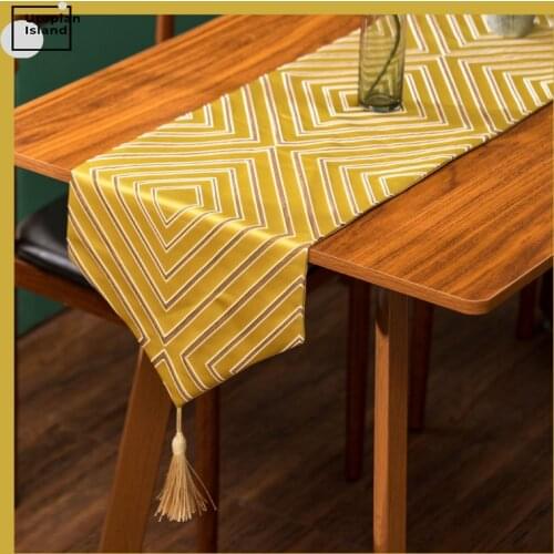 Track On The Table Modern Table Runner Set Luxury Table Decoration Yellow Table Runners Wedding Rustic Decor Runner Table