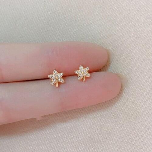 Binmonray 925 Sterling Silver Zircon Maple Leaf Stud Earrings for Women Girls Korean Fashion Temperament Crystal Earring Jewelry
