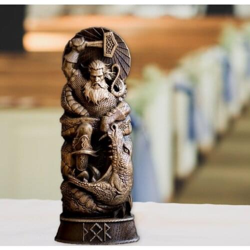 Home Accessories Platinum Press Resin Crafts Decoration Thor Rocky Statue Odin Bedroom Living Room Decoration