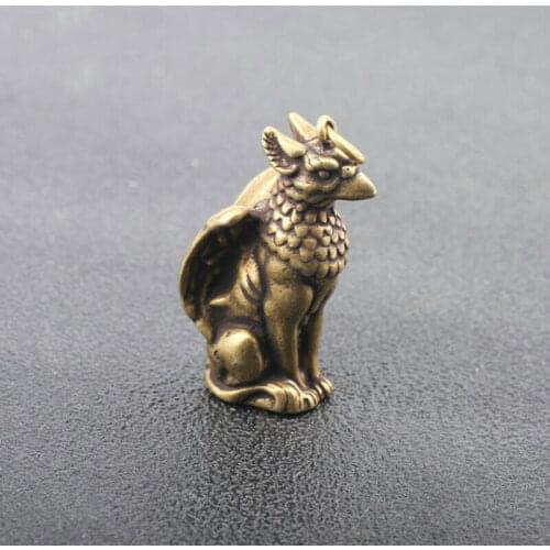 Mythical Animal Bird Head Wings Beast Body Pendant Brass Jewelry Key Chain Statues et Sculptures Home Accessories Figurines