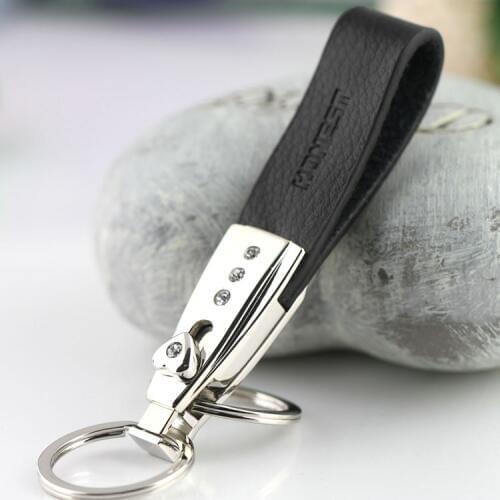Heart keychain cute key ring for women genuine leather key chain pants belt buckle high quality key holder portachiavi souvenir