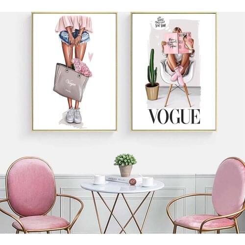Nordic Wall Art Canvas Painting Poster Print Fashion Girl with Bag Girl Painting Decor Picture Living Room Bedroom Modern Decor