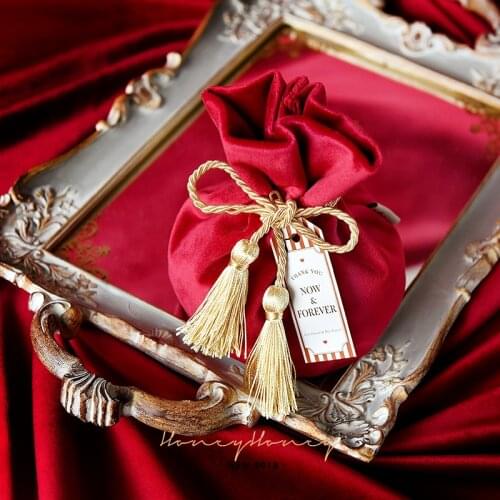 20pcs/lot Theater Red Velvet Bag Wedding Candy Bag Europe Chocolate Package Bag Wedding Christmas Velvet Drawstring Candy Box