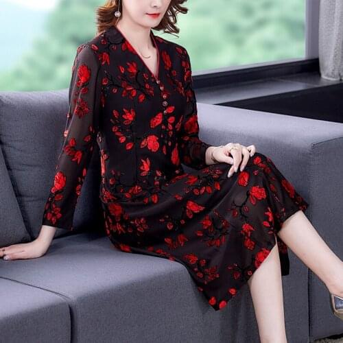 Spring Autumn Red Floral Mulberry Silk Dress 2021 Vintage Casual Embroidery Beach Midi Dress Women Elegant Bodycon Party Vestido