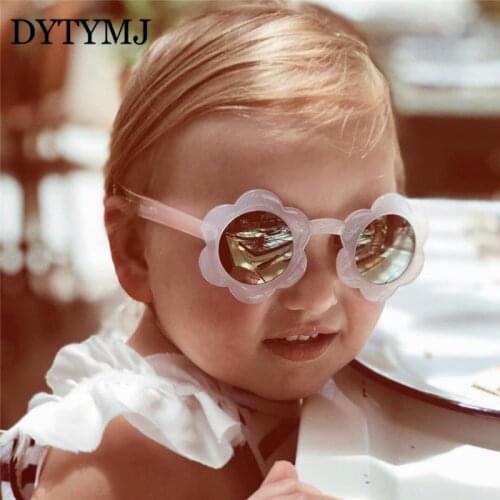 DYTYMJ Cute Sunglasses for Kids Fashion Flower Glasses Kids Jelly Color Children Sunglasses for Girls Boys Pink Shades Glasses