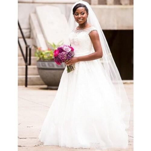 New Scoop Neckline Cap Sleeves A-Line Wedding Dresses with Beads Sweep Train Lace Appliques Vestidos de Casamento