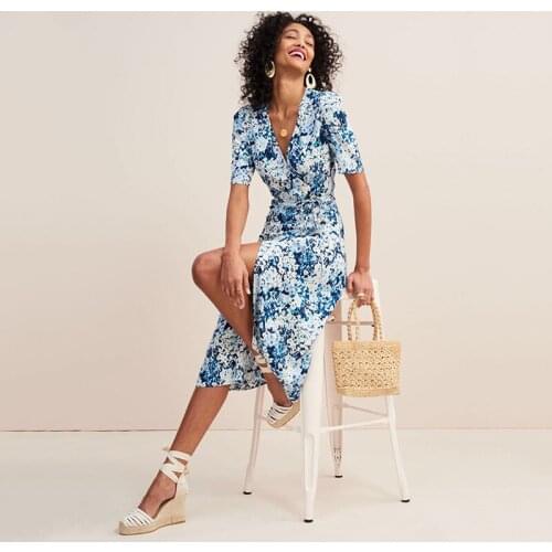 Patads French light luxury minority 19 spring mature womens style V collar water dyed print wrap lace up medium length dress