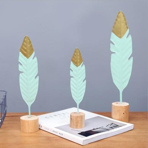 Modern Feather Wooden Decorations Simple Miniature Figurines for Living Room Table Office Home Decoration Accessories