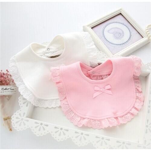 2019 New Soft Baby Bibs Burp 100% Cotton Lace Bow Pink and White Bib Baby Girls Bibs Infant Saliva Towels 1PCS