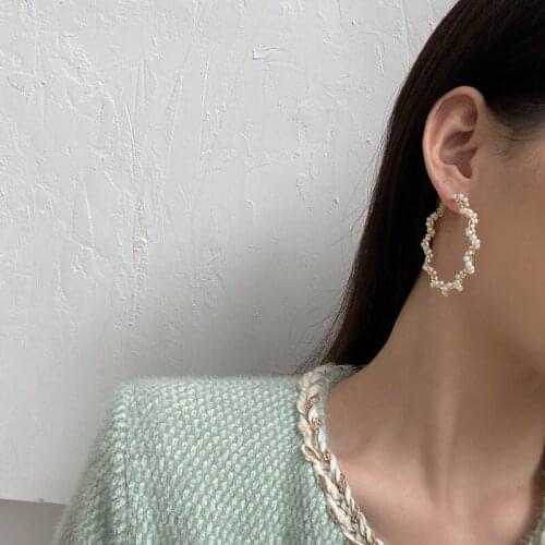 Silver Needle Korean Ins Style Elegant Earrings Temperament Personality Pearl Earrings Coiling Big Circle Earrings Female 290