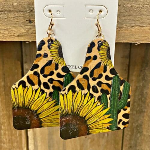 Hot Selling Leopard Print Sunflower Cactus Geometric Wood Double-sided Printing Earrings for Women 2021 Wholesale