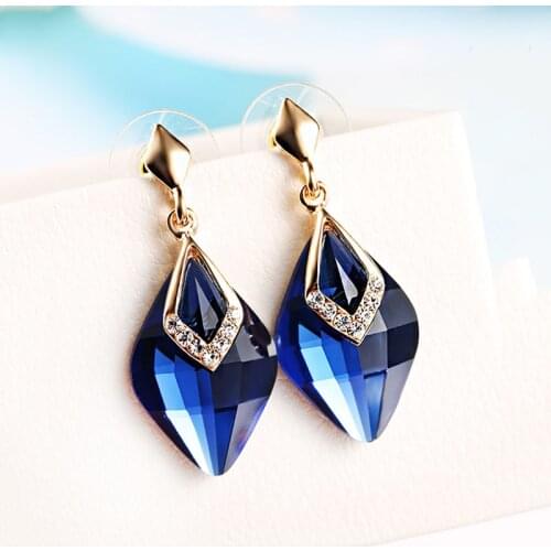 Korean version of the super fairy wild long earrings exquisite shining water drops earrings atmosphere wild earrings