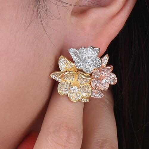 LARRAURI 2019 Luxury Statement Stud Earrings For Women Flower Shape Cubic Zirconia Earrings New Fashion Jewelry