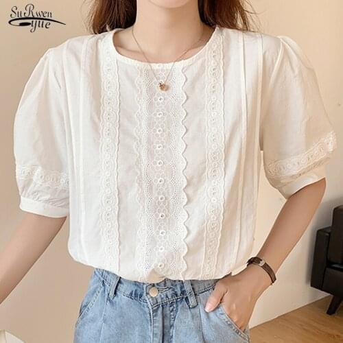2021 Vintage Embroidery Round Collar Womens Blouse French Sweet Summer Lace Shirt Casual Loose Cotton Tops White Clothes 14602