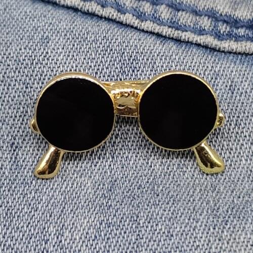 Golden Sunglasses Brooch Button Pins Denim Jacket Pin Badge Cartoon Fashion Jewelry Gift